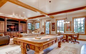 Switchback Lodge - Moving Mountains - Breckenridge, Colorado