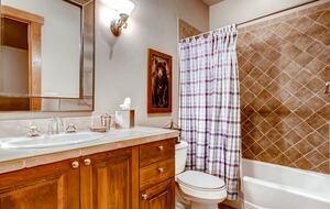 Switchback Lodge - Moving Mountains - Breckenridge, Colorado