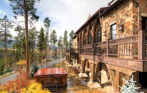 Switchback Lodge - Moving Mountains - Breckenridge, Colorado
