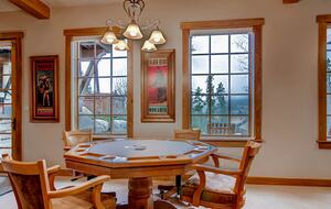 Switchback Lodge - Moving Mountains - Breckenridge, Colorado