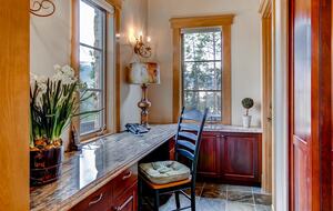 Switchback Lodge - Moving Mountains - Breckenridge, Colorado