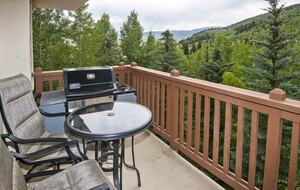 Home Exchange in Beaver Creek, CO, patio with grill and lounge