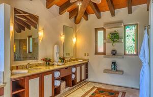 Villa Paloma Blanca - La Cruz De Huanacaxtle, Mexico