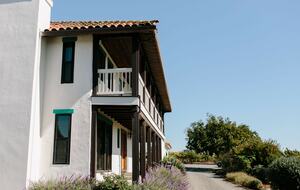 Home Exchange in Napa, CA charming southern Spanish style home