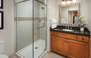 Home Exchange in Pam Desert, CA accessible shower options