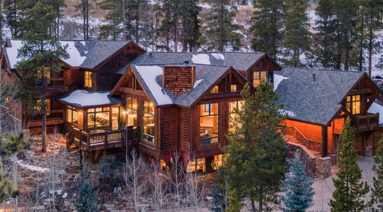 Majestic Mountain Lodge