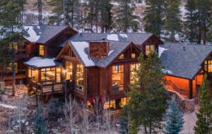 Majestic Mountain Lodge