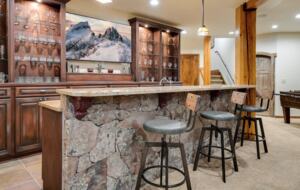 Majestic Mountain Lodge | Ski-In/Ski-Out