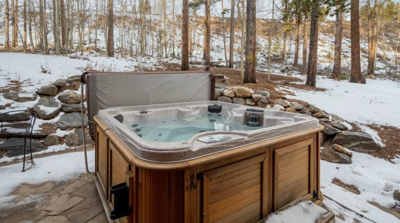 Hot tub