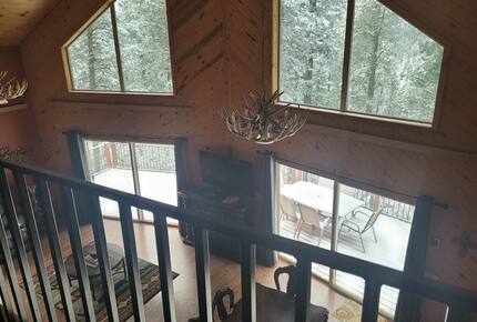 Home Exchange in Lead, SD loft bedroom