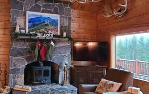 Home Exchange in Franconia, New Hampshire cozy fireplace