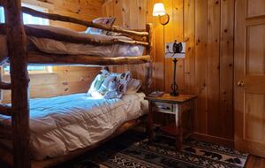 Home Exchange in Franconia, New Hampshire bunk room