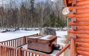 Home Exchange in Franconia, New Hampshire hot tub