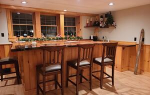 Home Exchange in Franconia, New Hampshire basement bar