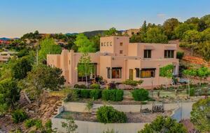 Casa de Vallecita - Santa Fe, New Mexico