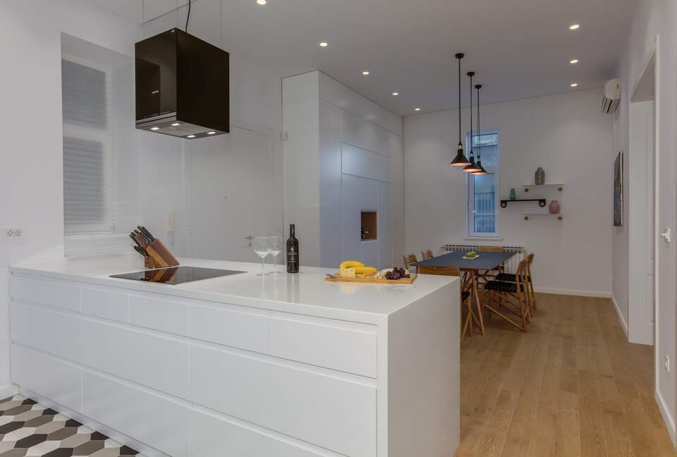 Belgrade - 1918 restored tall ceilings gem - Belgrade, Serbia