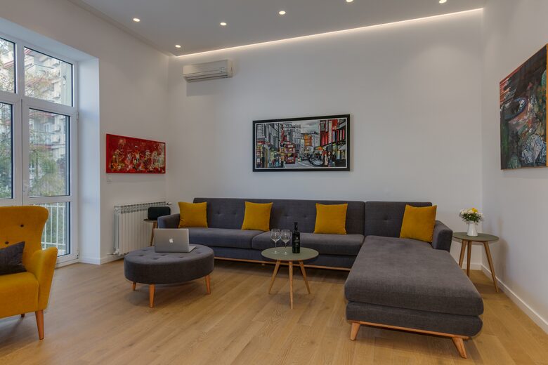 Belgrade - 1918 restored tall ceilings gem - Belgrade, Serbia