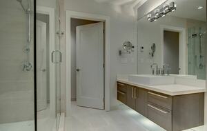 Home Exchange in Vancouver, BC, Canada master bathroom