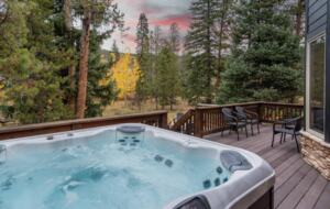 Private hot tub