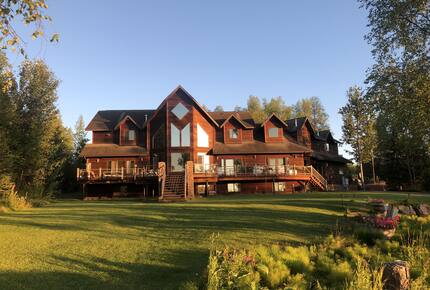 Blue Lantern Lodge - Big Lake, Alaska