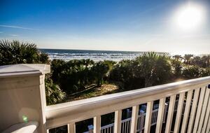 Pineapple Paradise Oceanfront Home - New Smyrna Beach, Florida