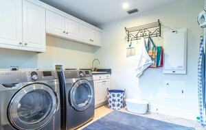 Pineapple Paradise Oceanfront Home - New Smyrna Beach, Florida