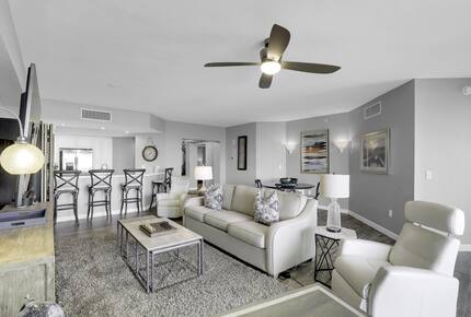 The Dunes - Awesome View & Resort Style Vacation - Naples, Florida