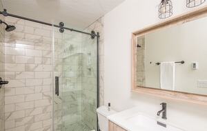 Home Exchange in Big Sky, Montana first floor master bathroom