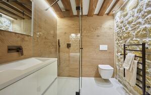 Saint Louis Island Luxe - Paris, France