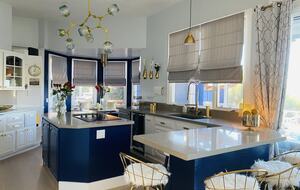 Kitchen with Breakfast Bar, Dining Nook