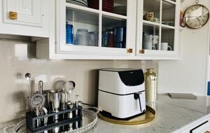 Fully Equipped Kitchen with Convection Oven and Air Fryer