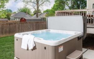 Hot tub