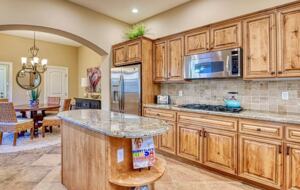 Scottsdale Stunner on the Green - Scottsdale, Arizona