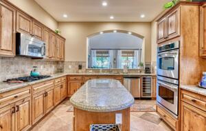 Scottsdale Stunner on the Green - Scottsdale, Arizona