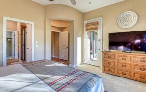 Scottsdale Stunner on the Green - Scottsdale, Arizona