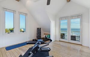 Malibu Manor (R) - Malibu, California