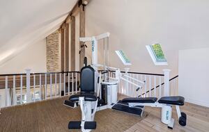 Malibu Manor (R) - Malibu, California