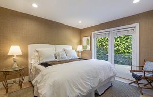 Malibu Manor (R) - Malibu, California