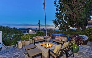 Malibu Manor (R) - Malibu, California