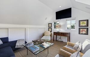 Malibu Manor (R) - Malibu, California