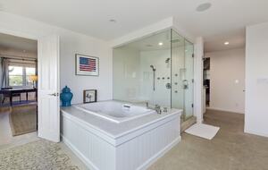 Malibu Manor (R) - Malibu, California