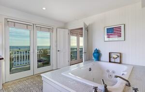 Malibu Manor (R) - Malibu, California