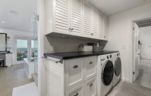 Malibu Manor (R) - Malibu, California