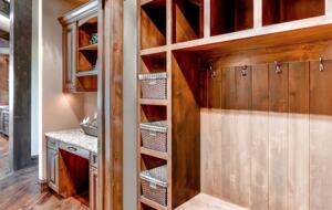 Rocky Mountain Luxury Lodge - Moving Mountains - Breckenridge, Colorado