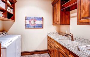 Rocky Mountain Luxury Lodge - Moving Mountains - Breckenridge, Colorado