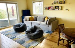 Vineyard Hilltop Retreat - Plymouth, California