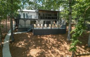 Smith Lake Retreat - Crane Hill, Alabama