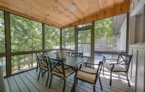 Smith Lake Retreat - Crane Hill, Alabama