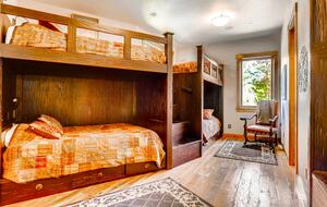 Luxurious Custom Ski Home on Peak 8 | "A Mine Shaft" - Moving Mountains - Breckenridge, Colorado