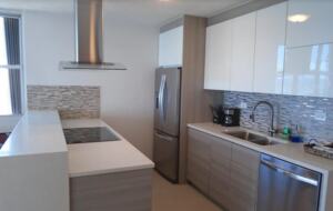 Raquet Club Condominiums - Beachfront Isla Verde - Carolina, Puerto Rico